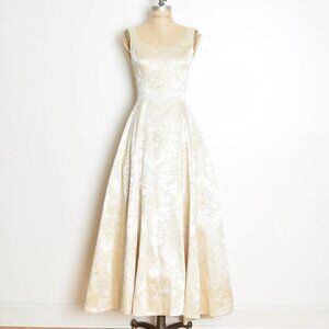 Jessica McClintock 90s does 50s prom wedding dress